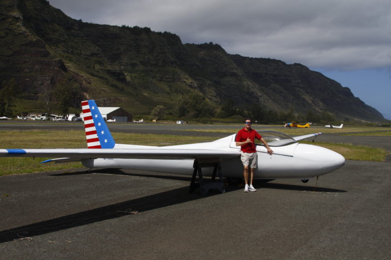 Learn about our gliders at Above & Beyond Hawaii